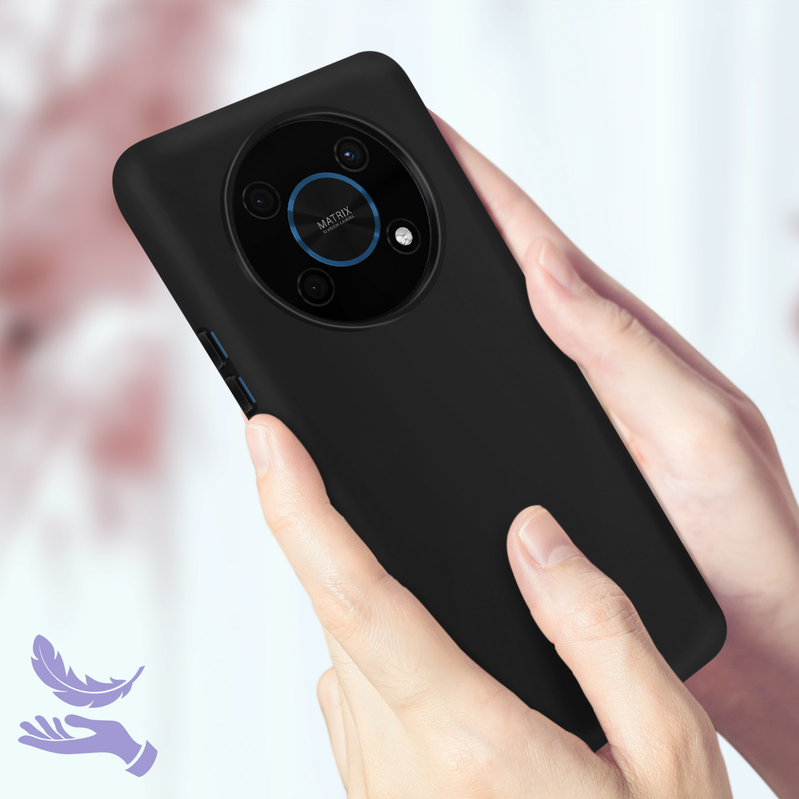 Een persoon die een zwarte telefoonhoes vasthoudt met een uitsparing voor de cameramodule.