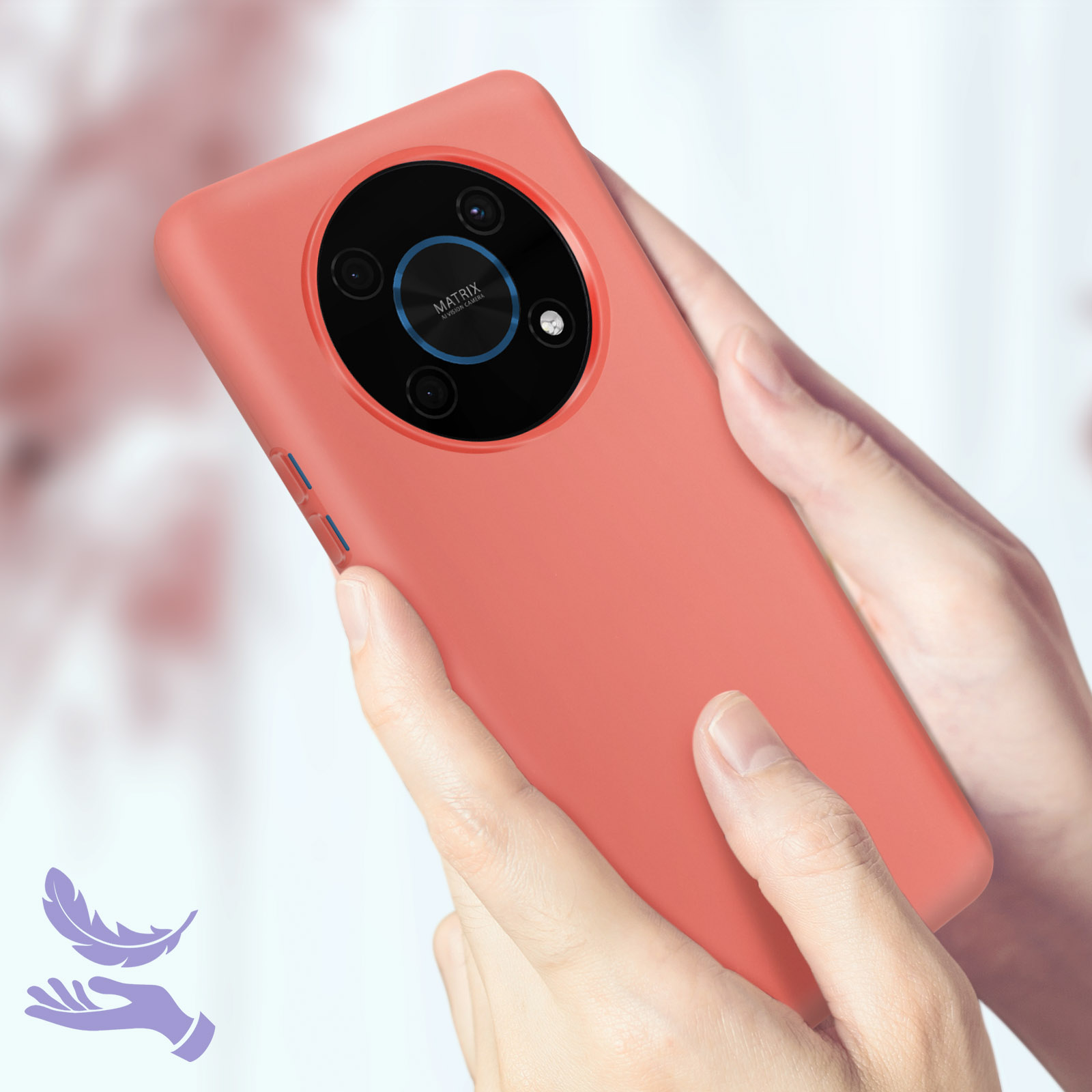 Una custodia per telefono color corallo, con un primo piano dell'area della fotocamera, tenuta in mano.