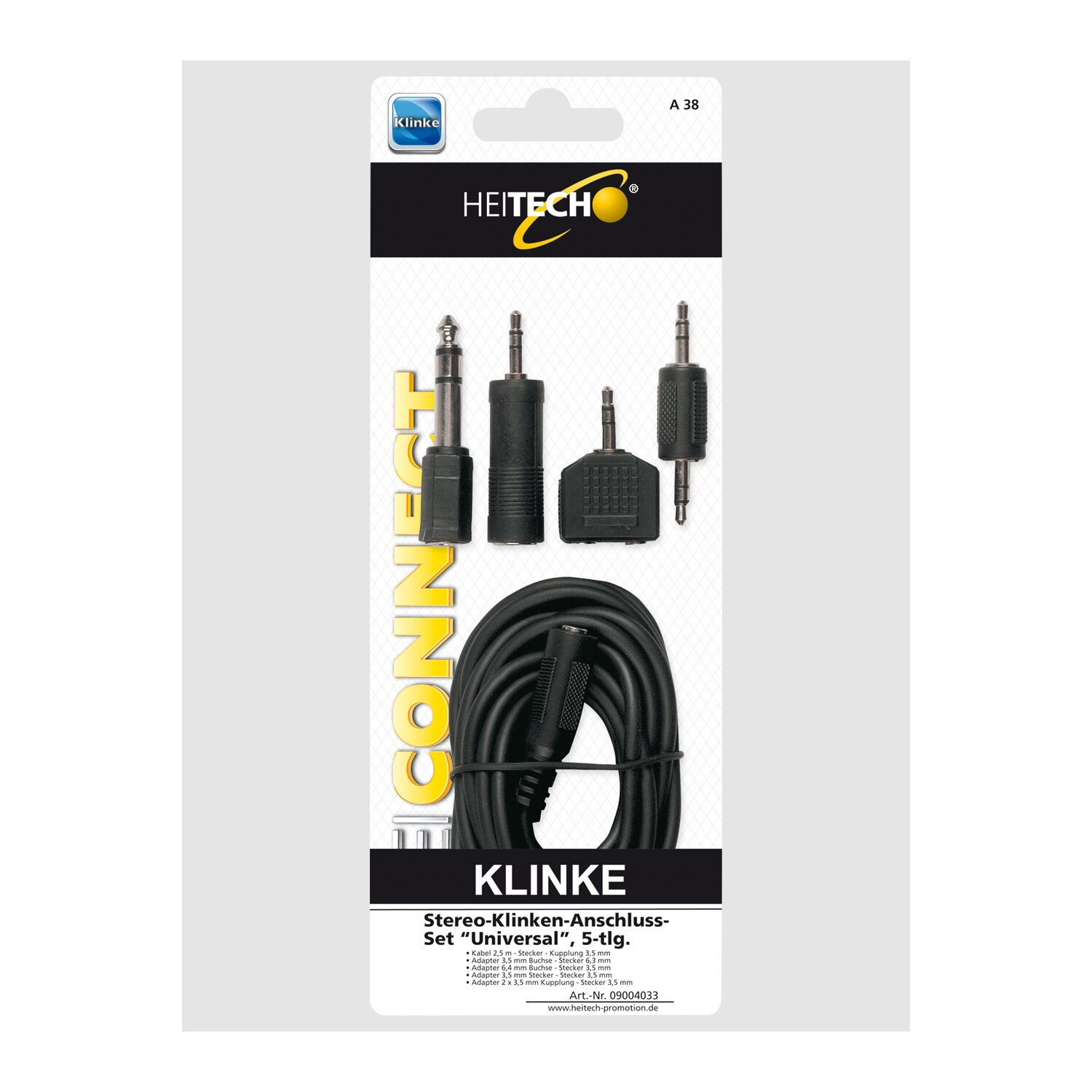 Eine Packung mit Klinkenadaptern und Kabel.
