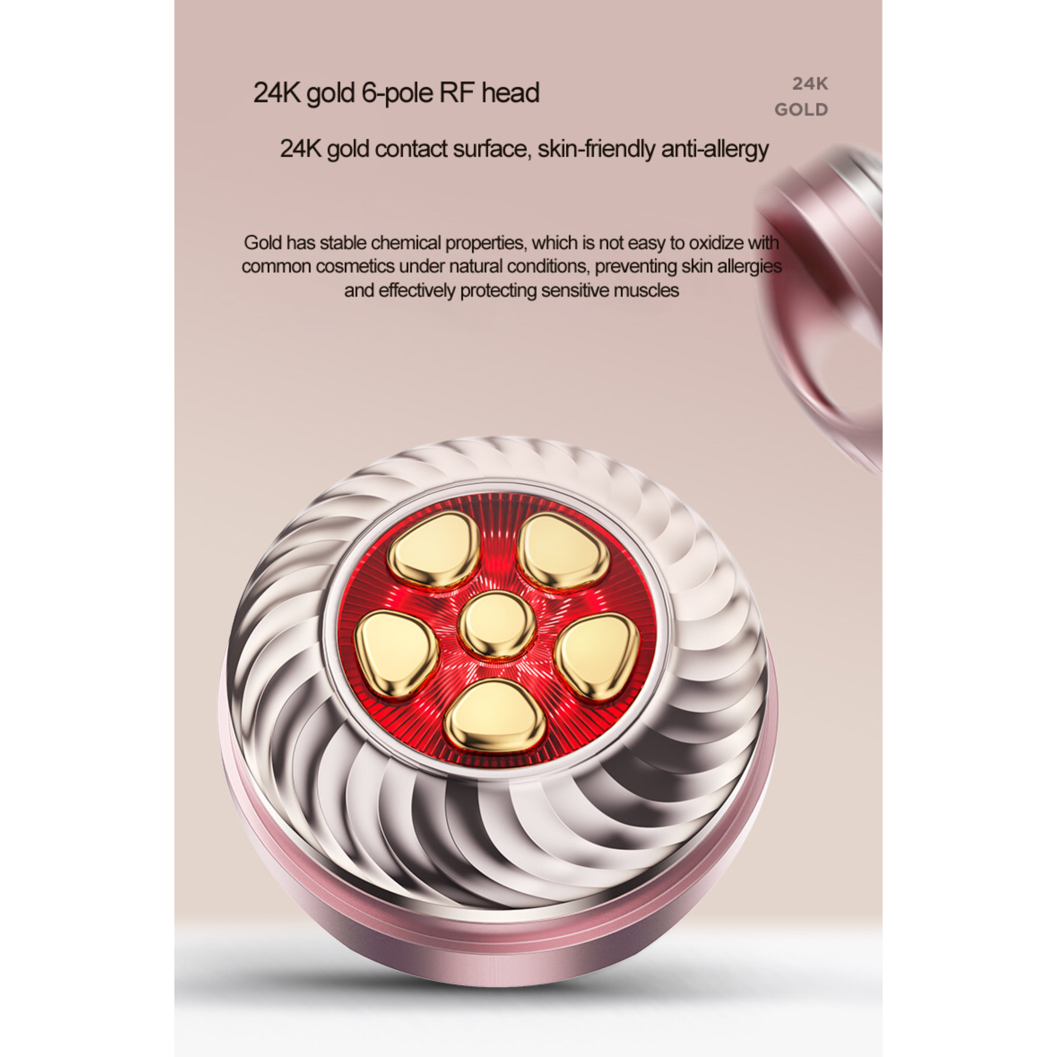 Zbliżenie okrągłego urządzenia ze złotymi i czerwonymi elementami. Tekst po lewej stronie.