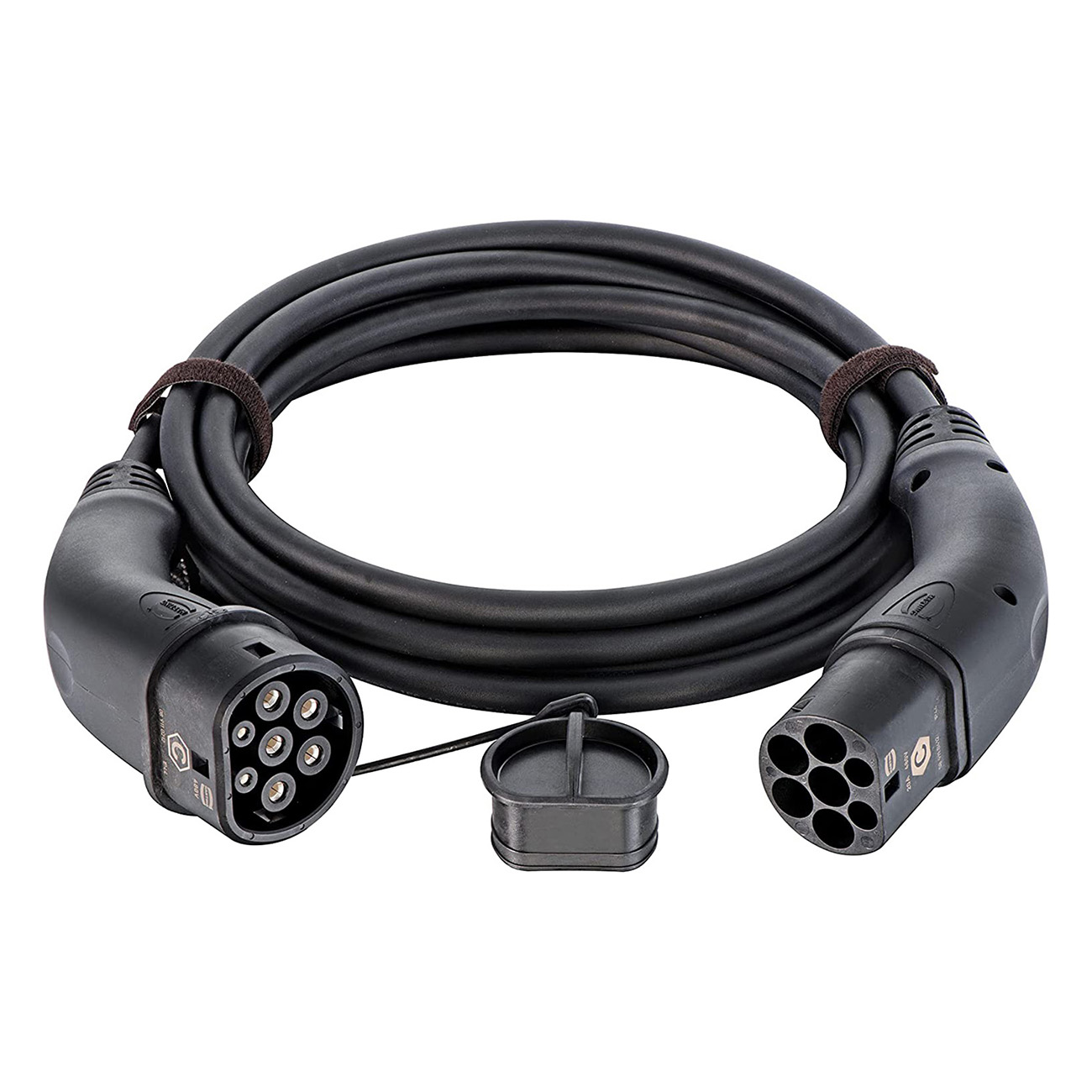 Schwarzes Ladekabel mit zwei Steckern.