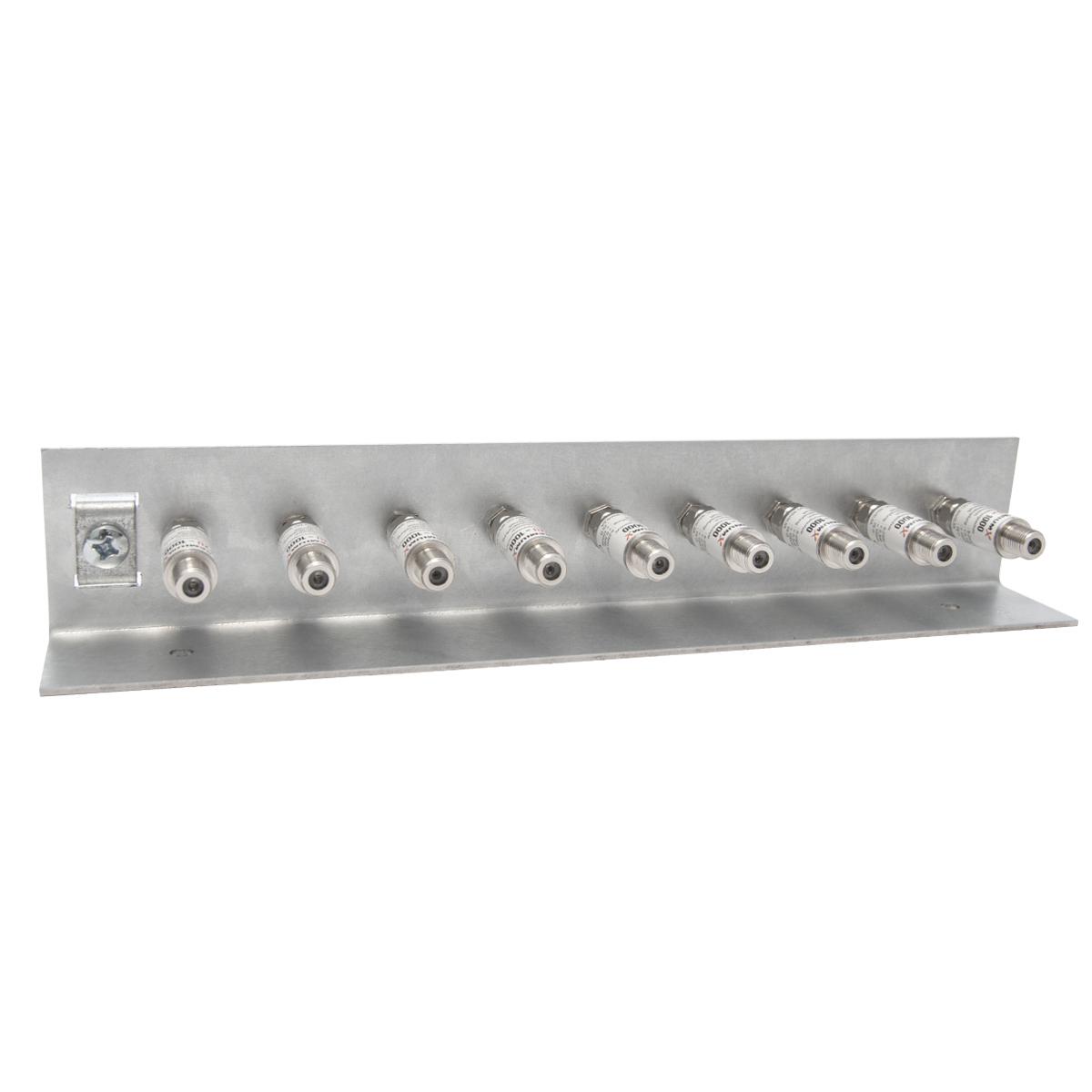 Metall-Antennenfeld mit mehreren Anschlüssen.