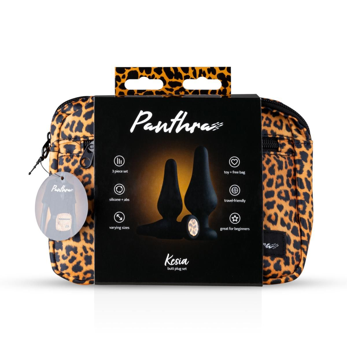 Eine schwarze Schachtel mit der Marke 'Panthra', Analplug, und eine Tasche mit Leopardenmuster. Die Box enthält Produktdetails und Symbole.
