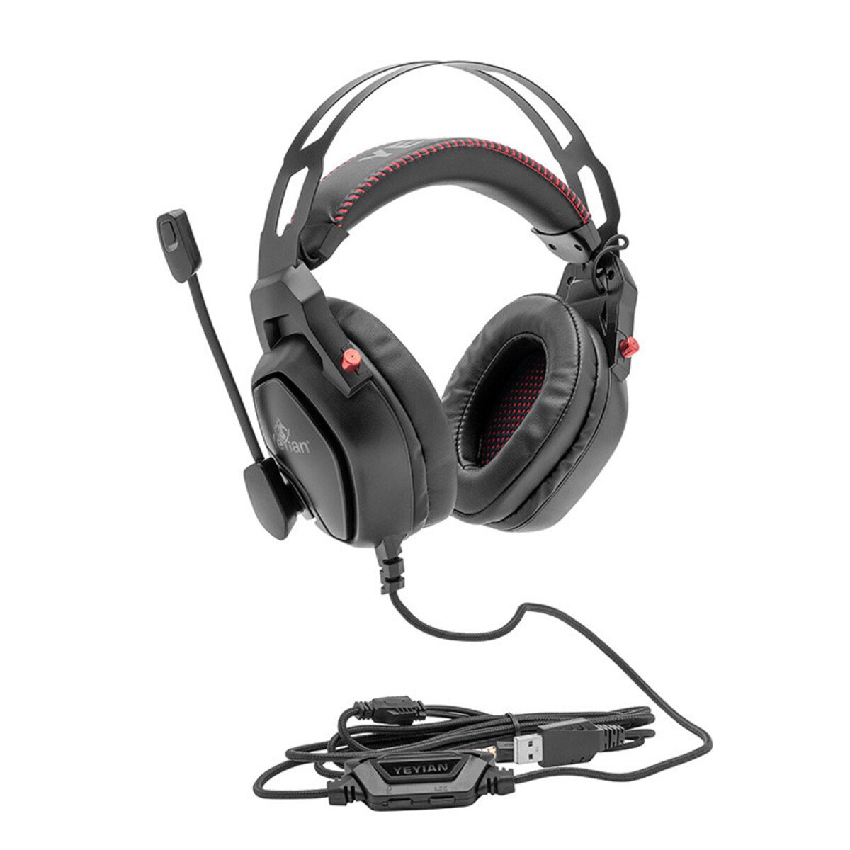 Auriculares gaming negros con micrófono. Acentos rojos, conectados por cable.