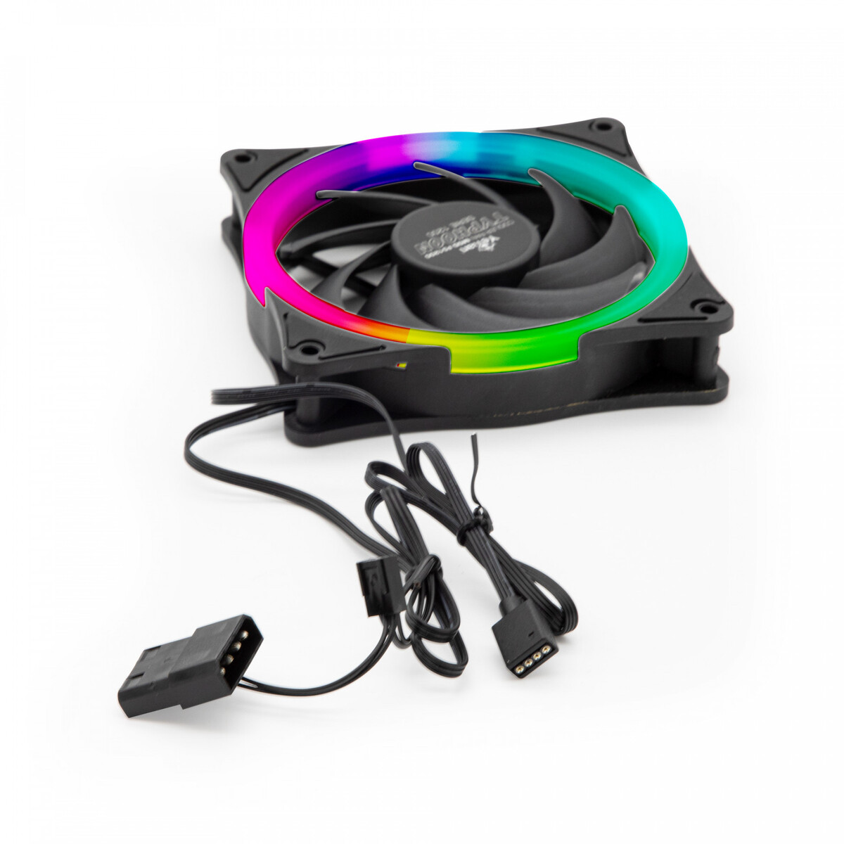 Un ventilador de computadora negro con un anillo de luz circular y colorido iluminado.