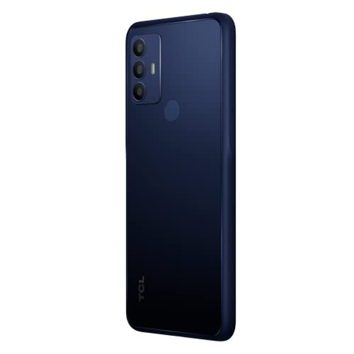 Parte trasera de un teléfono TCL azul. Tiene tres cámaras y el logotipo de TCL.
