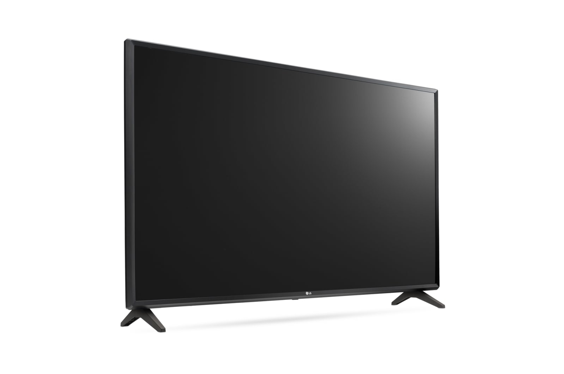TV negro sobre soporte, vista en ángulo. Pantalla negra, sobre fondo blanco.