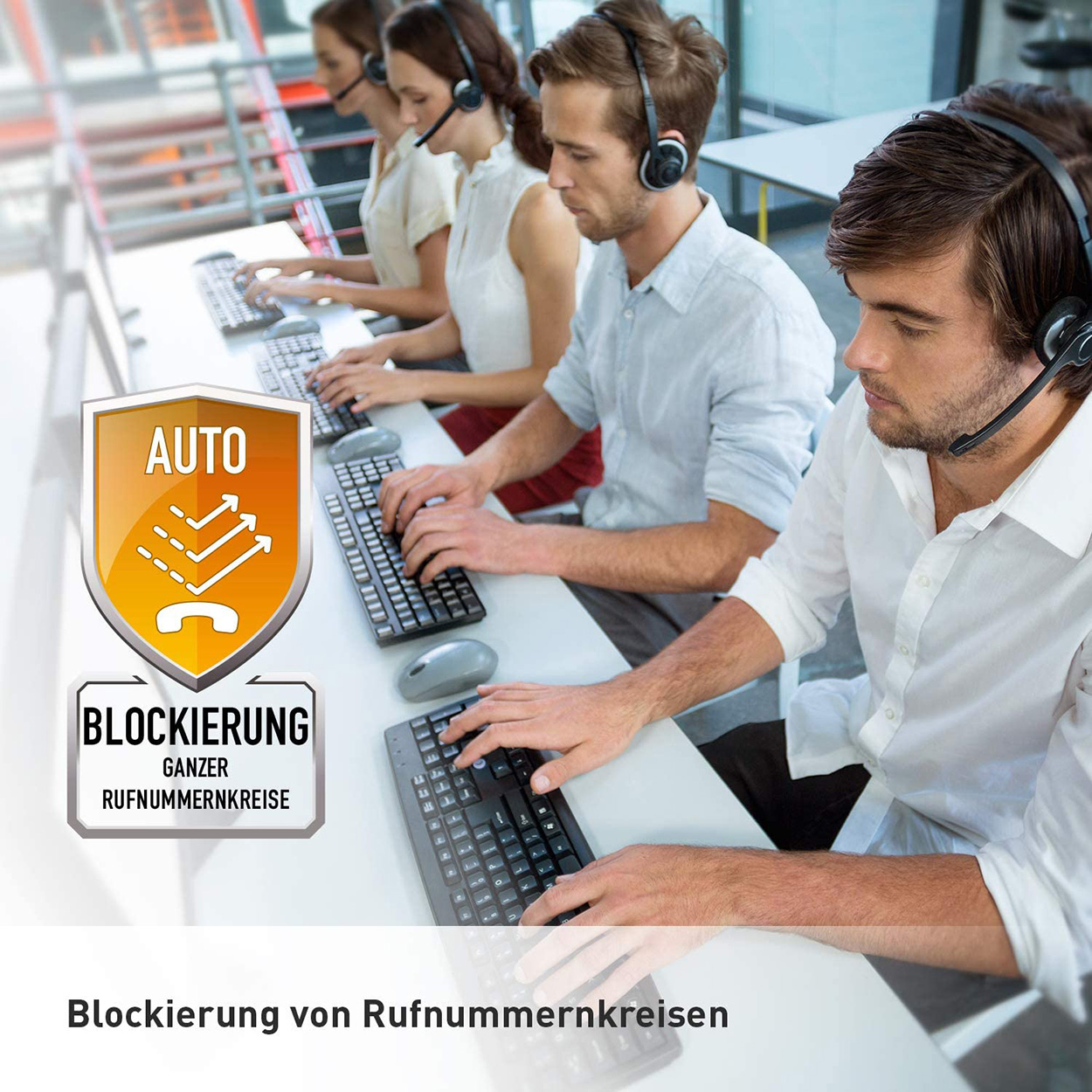 Personas con auriculares en computadoras y un icono que dice “Bloquear llamadas”.