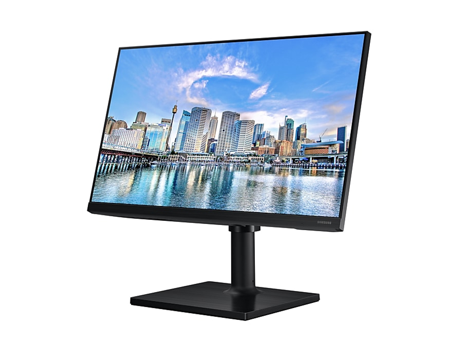Un monitor Samsung mostra uno skyline cittadino contro un cielo blu, inclinato su un supporto nero.