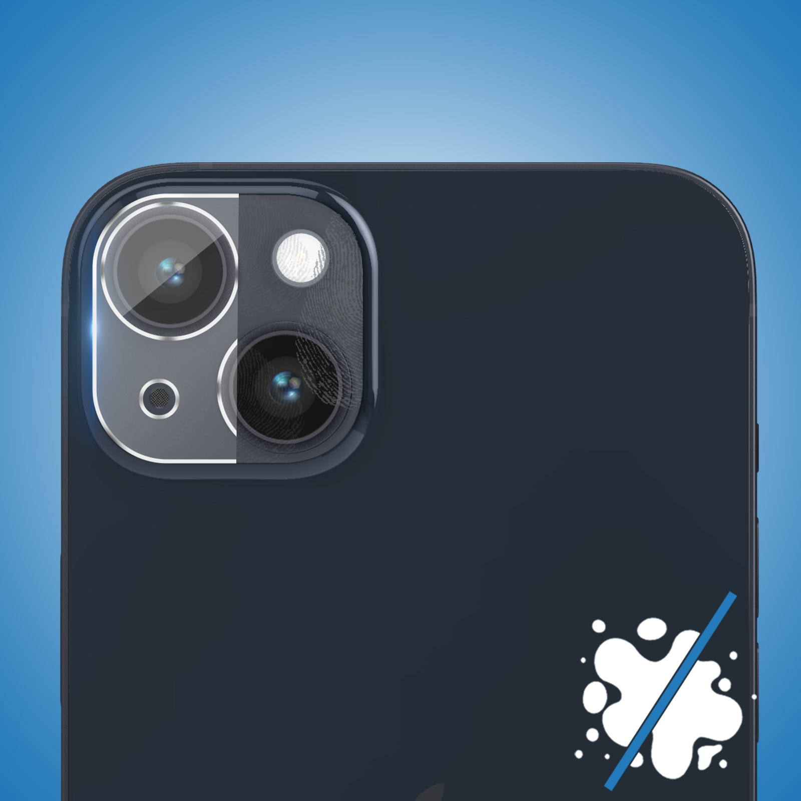 Close-up van een zwarte telefoon met cameralenzen. De afbeelding heeft een blauwe achtergrond.