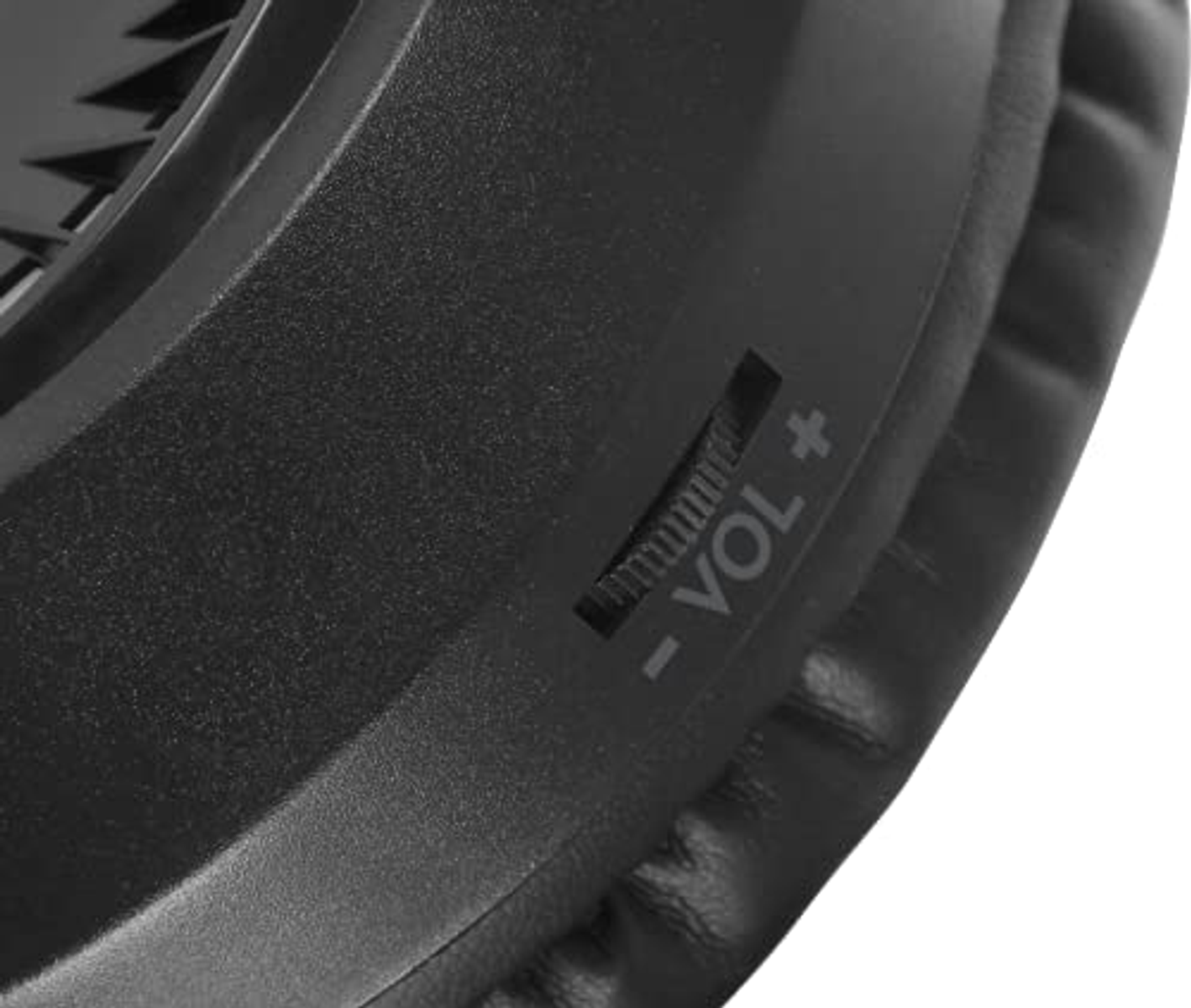 Primo piano di un auricolare nero con controlli del volume.