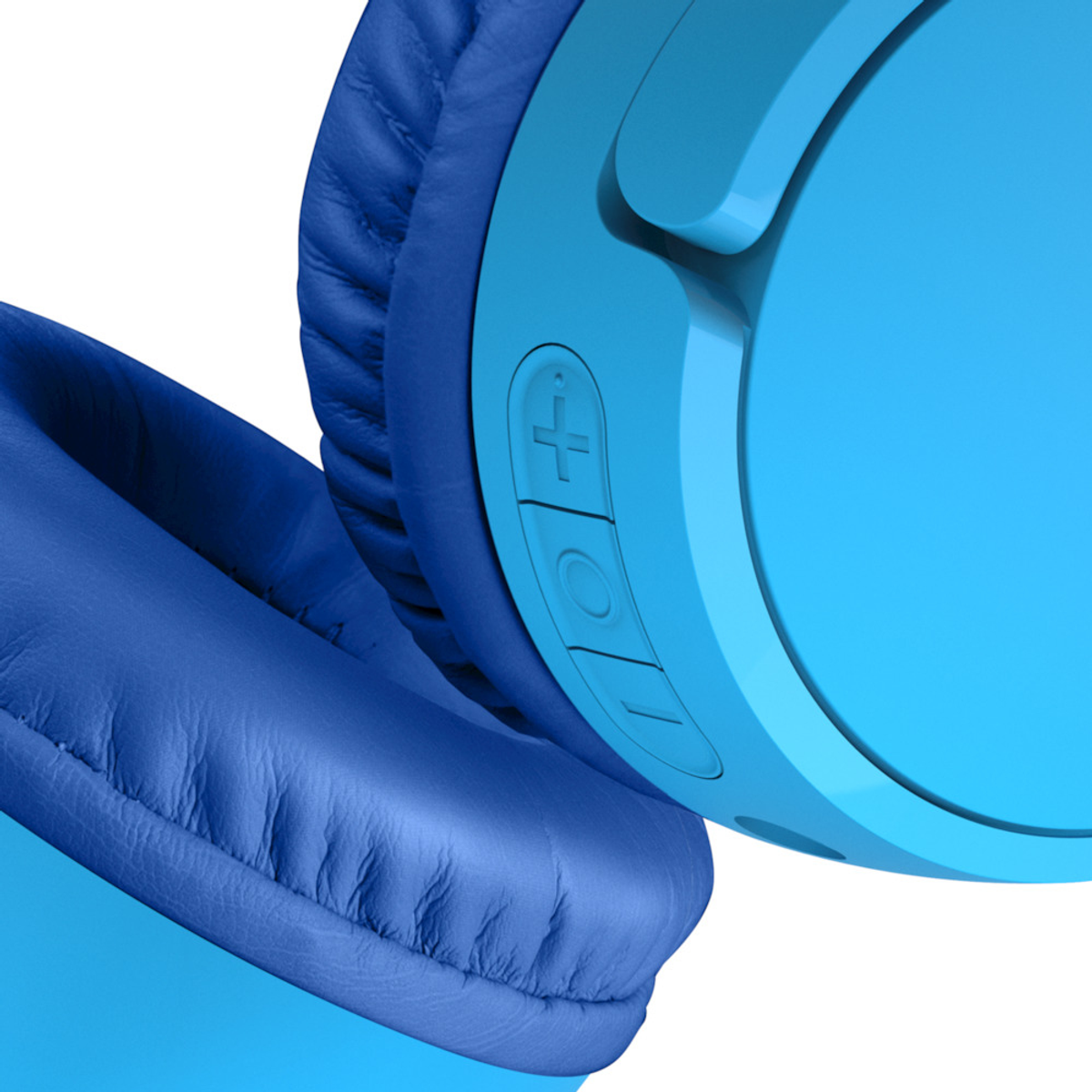 Close-up van blauwe koptelefoon met volume- en aan/uit-knoppen.