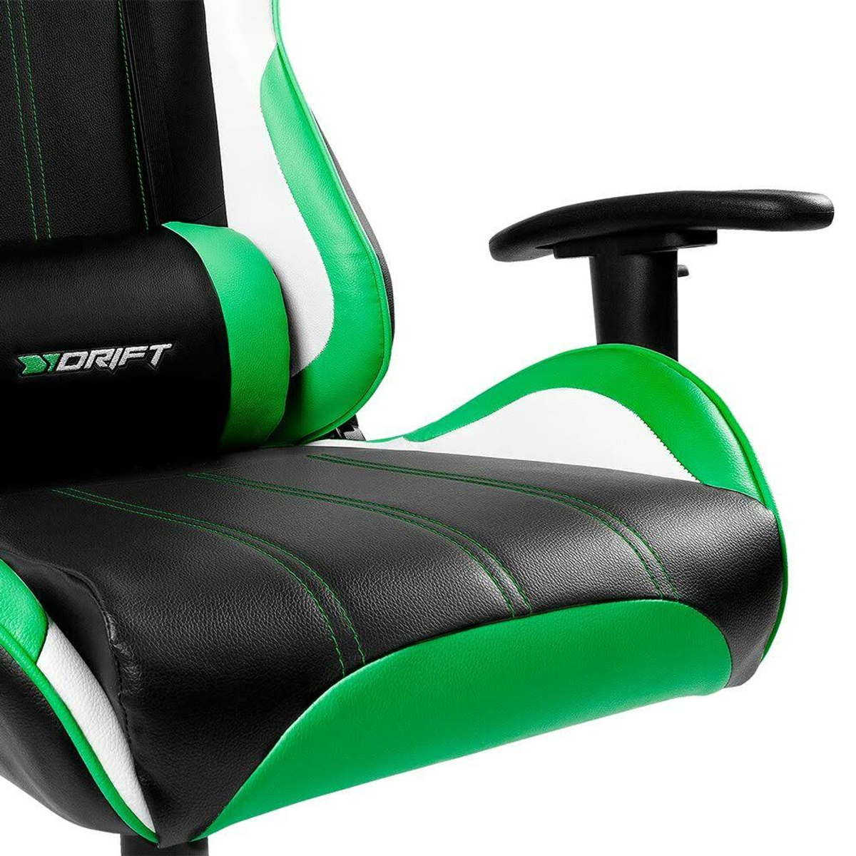 Primo piano di una sedia da gioco nera e verde con il logo Drift.