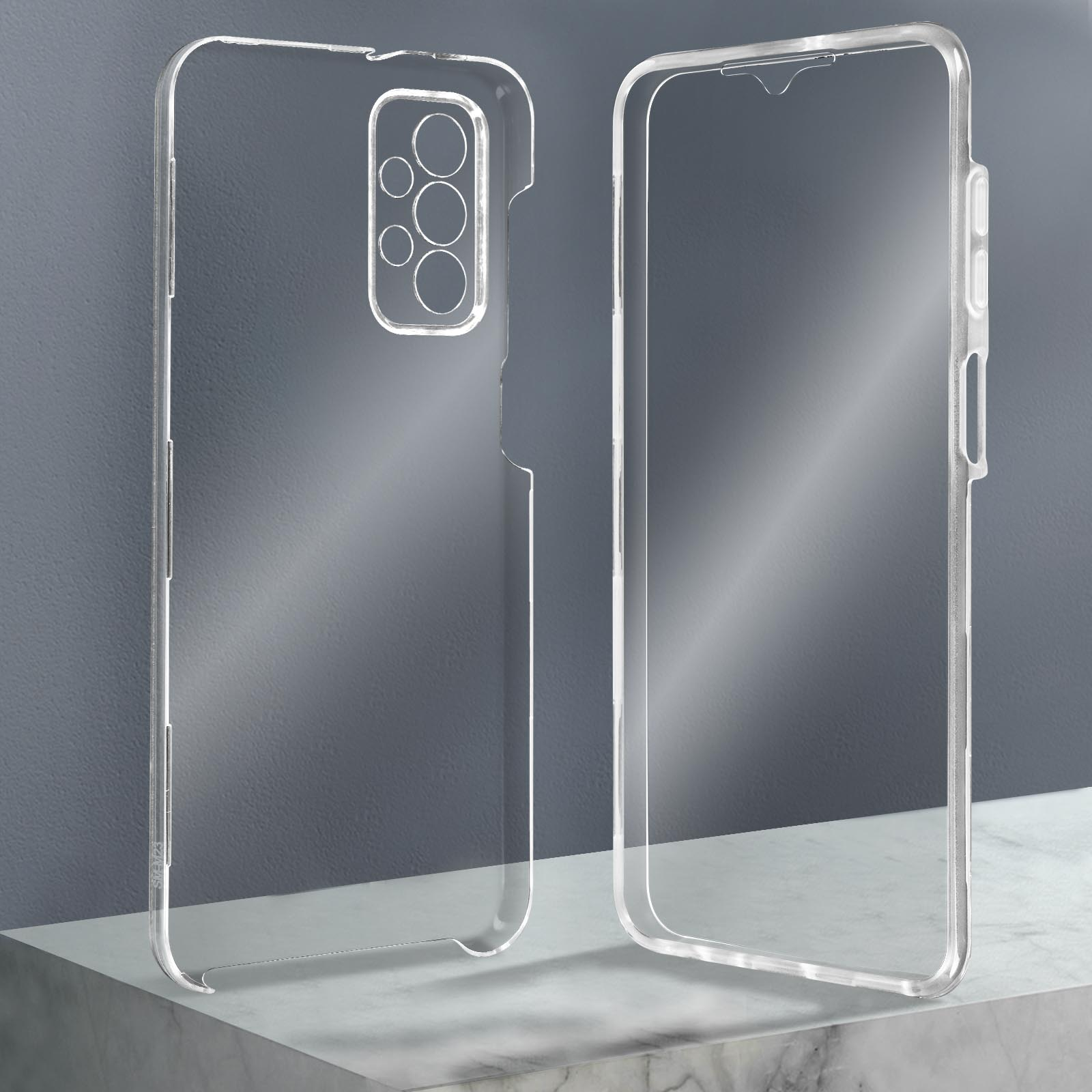 Deux coques de téléphone transparentes sur une surface en marbre. L'une est vide, l'autre a une découpe pour l'appareil photo.
