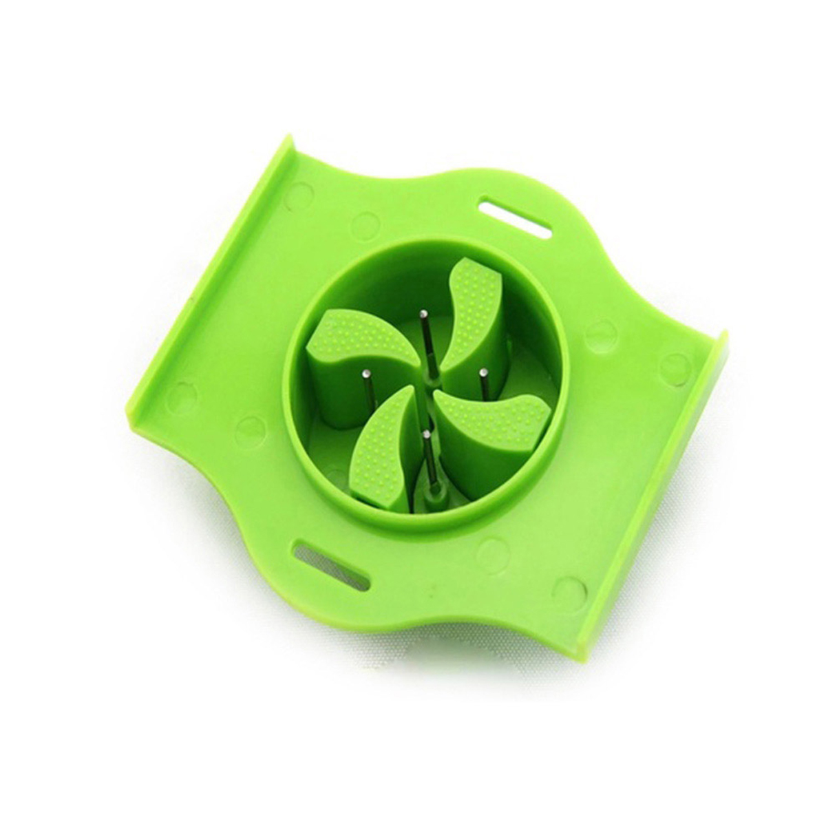 Herramienta de cocina verde con cuchillas. Forma de diamante con cuatro cuchillas dentro.