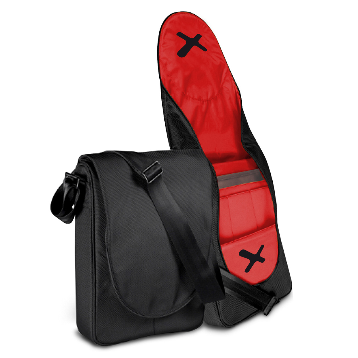 Schwarze Umhängetasche mit roter Innenseite. Ein schwarzer Riemen ist befestigt, die Tasche ist offen.