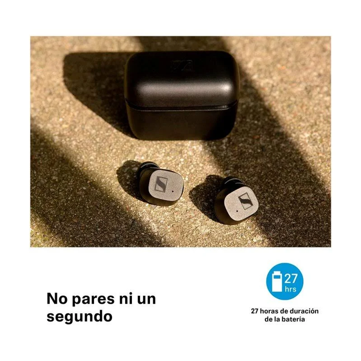 Auriculares inalámbricos negros y estuche de carga sobre piedra. Texto: 27 horas batería.