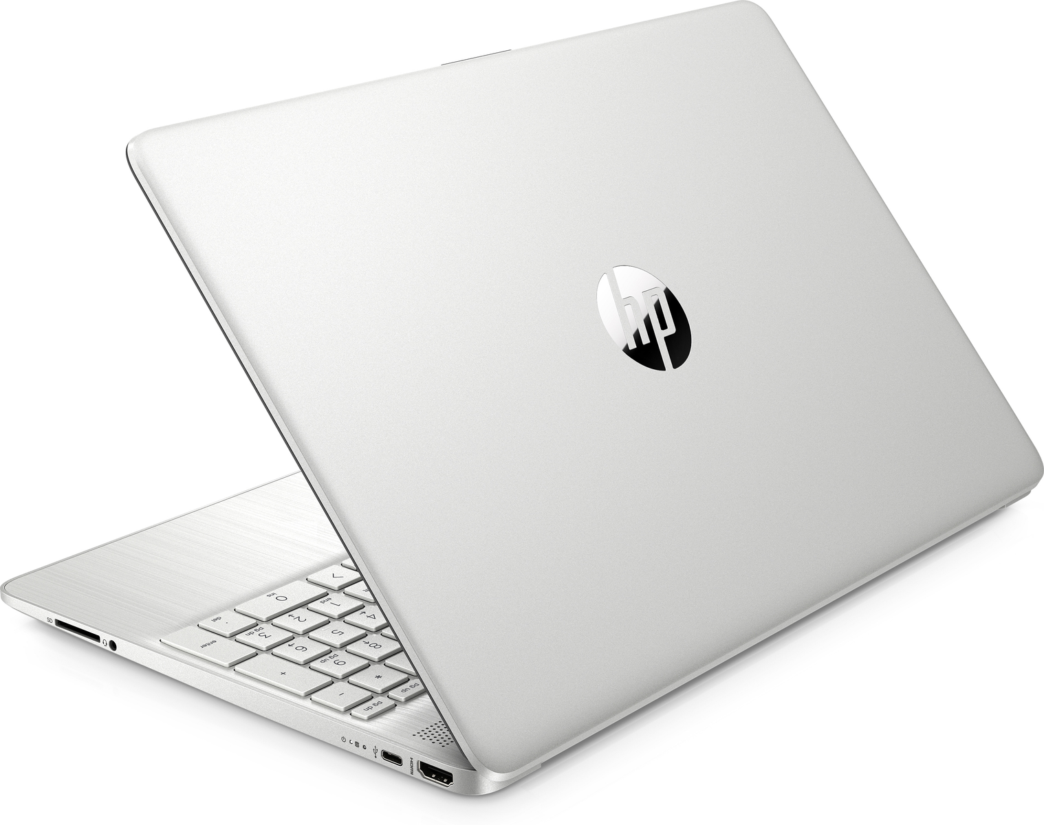 Laptop plateado. Logotipo de HP en la cubierta. Parcialmente abierto, mostrando teclado y panel táctil.