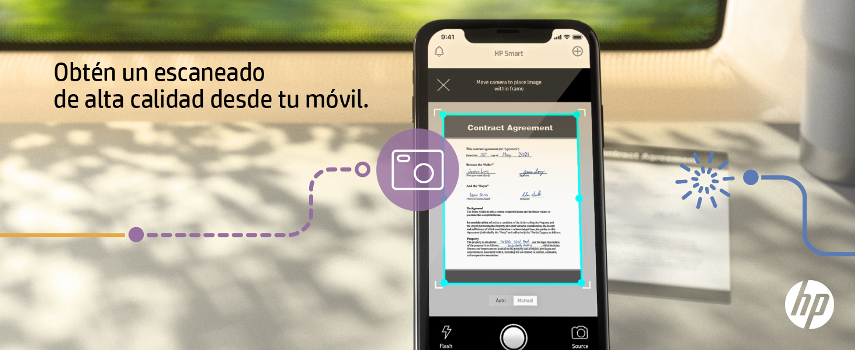 Smartfon wyświetlający aplikację do skanowania dokumentów, trzymany w dłoni.