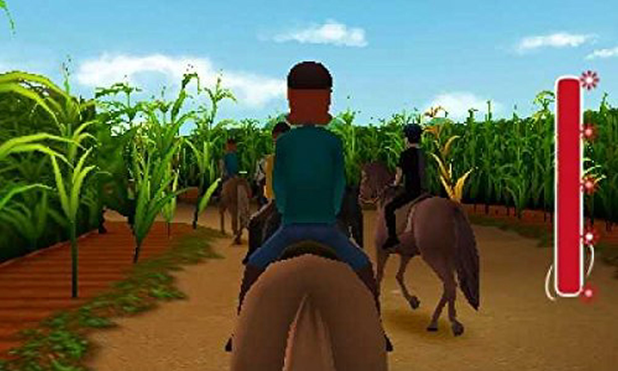 Menschen reiten auf Pferden auf einem Feldweg durch ein Maisfeld. Ein roter Fortschrittsbalken befindet sich auf der rechten Seite des Bildes.