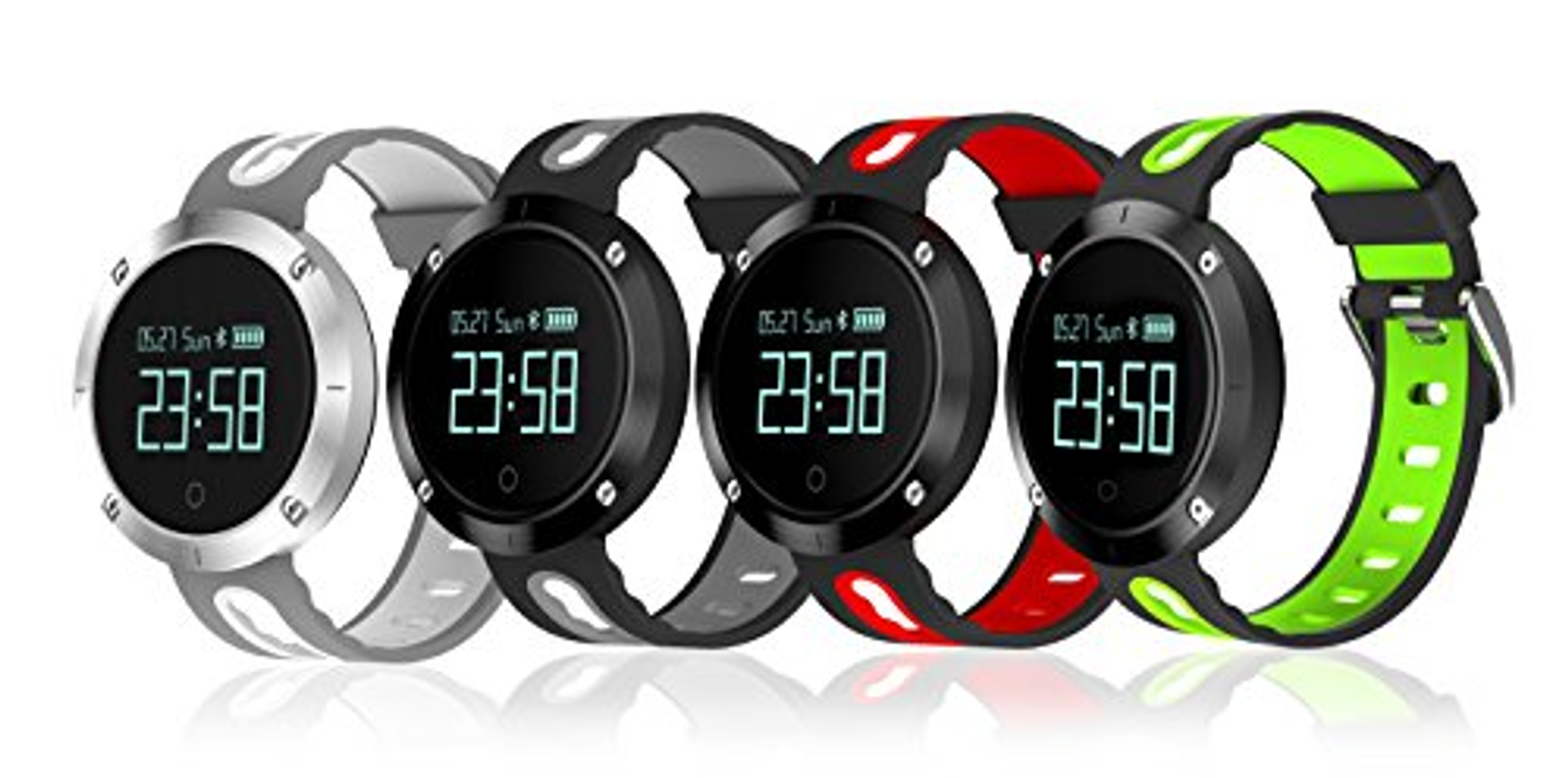 Quattro smartwatch con cinturini di diversi colori, che mostrano l'ora, su sfondo bianco.