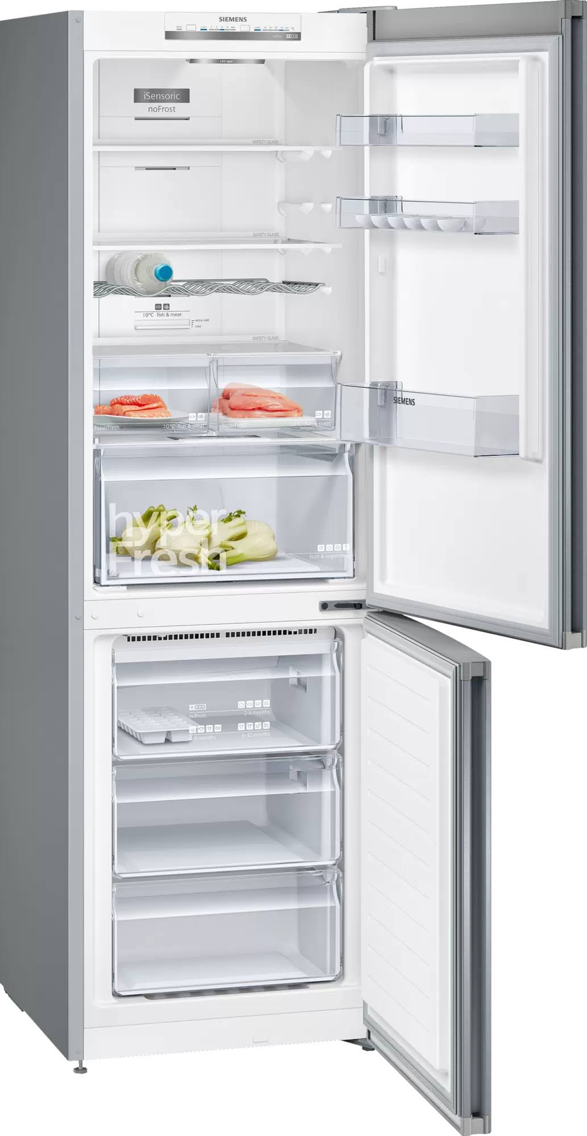 Un frigorífico Siemens con la puerta abierta, revelando estantes, cajones y alimentos dentro.