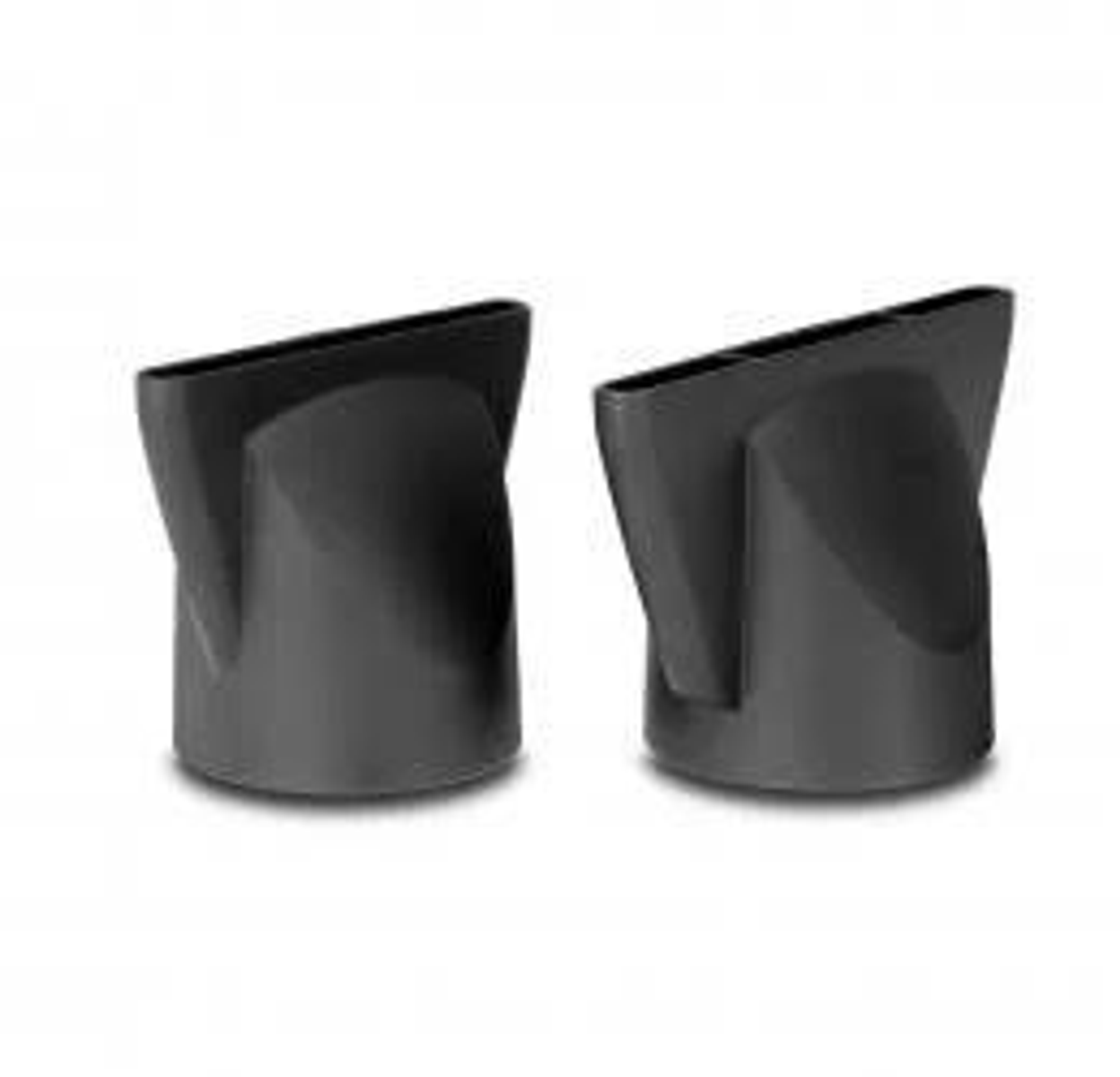 Dwie czarne dysze do suszarki do włosów na białej powierzchni, ustawione pod kątem, gotowe do użycia.