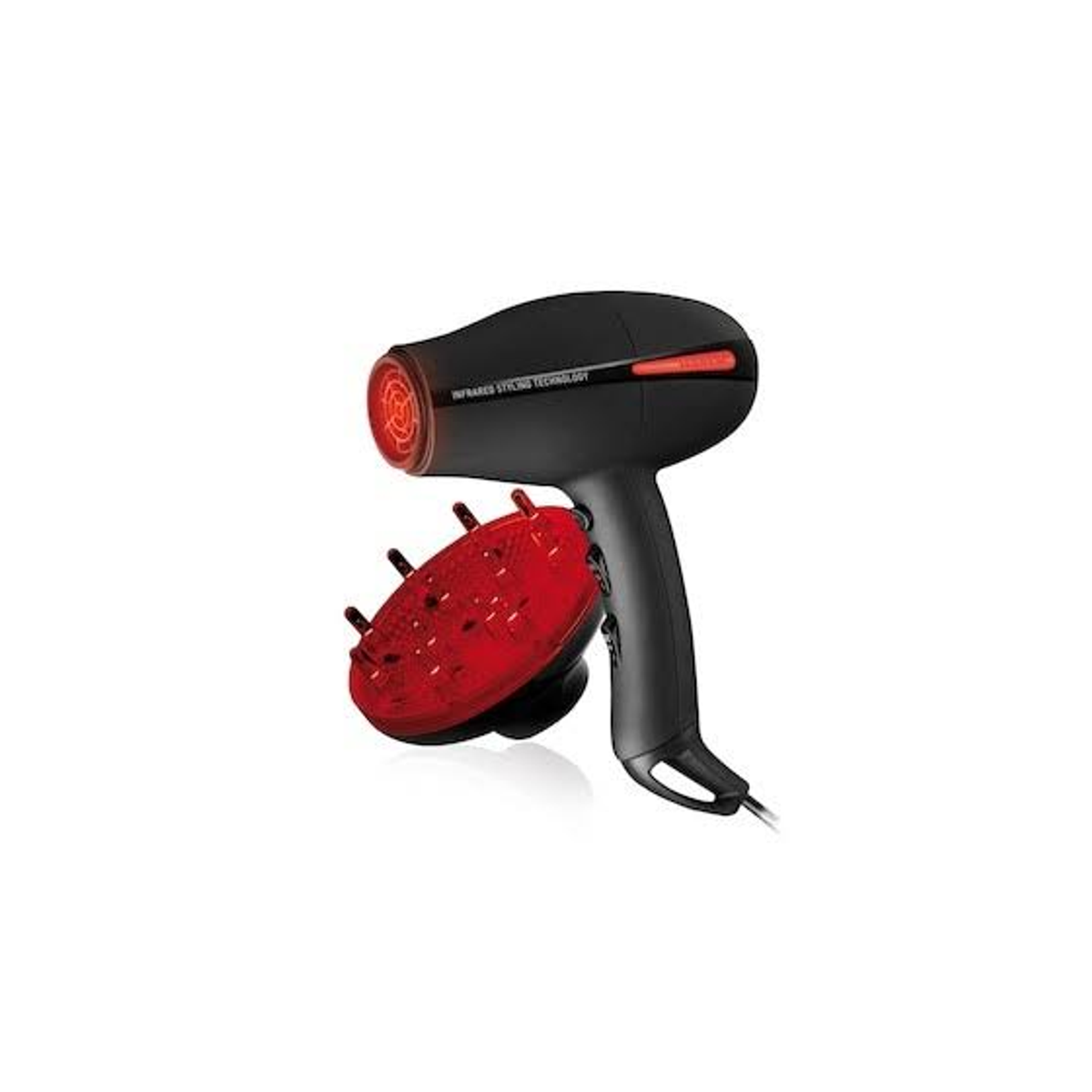 Secador de pelo negro con difusor rojo. Tiene un mango y un cable. Fondo blanco.