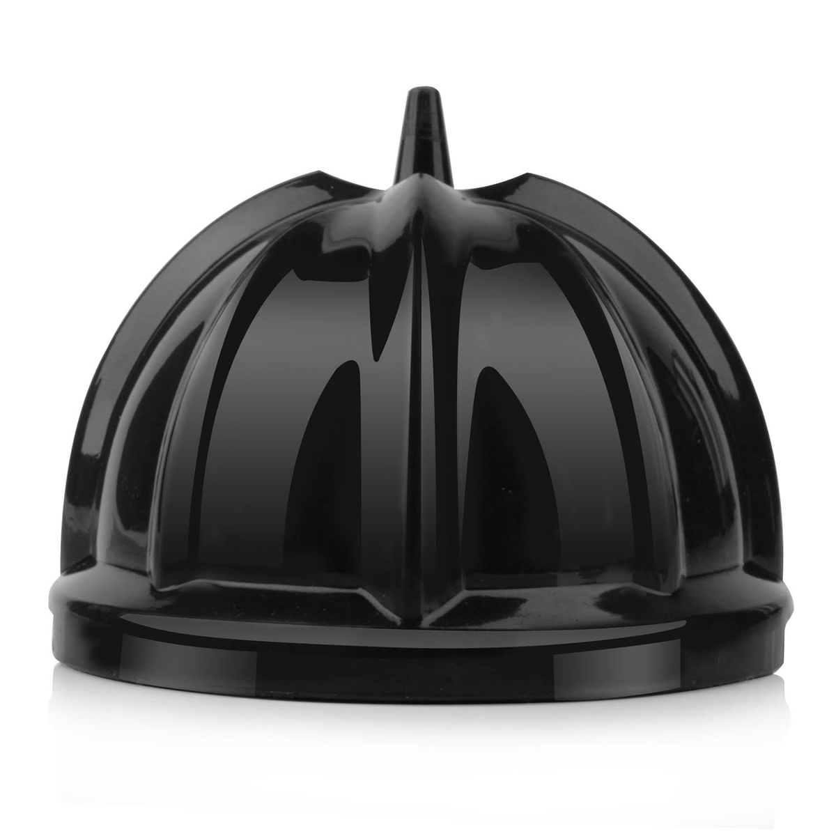 Reamer de exprimidor negro. Vista de cerca. Diseño acanalado con punta central puntiaguda.