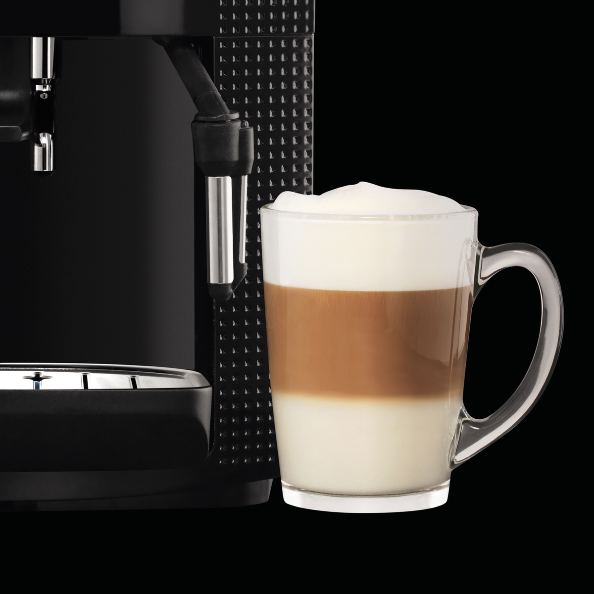MACCHINA CAFFÈ AUTOMATICA KRUPS Macchina da caffè espresso con macinacaffè - KRUPS - EA8108 - Nera, Pressione pompa 15 bar, Potenza 1450 W, Programmi Preparazione di caffè, Preparazione di caffè espresso, Programma pulizia, Nero