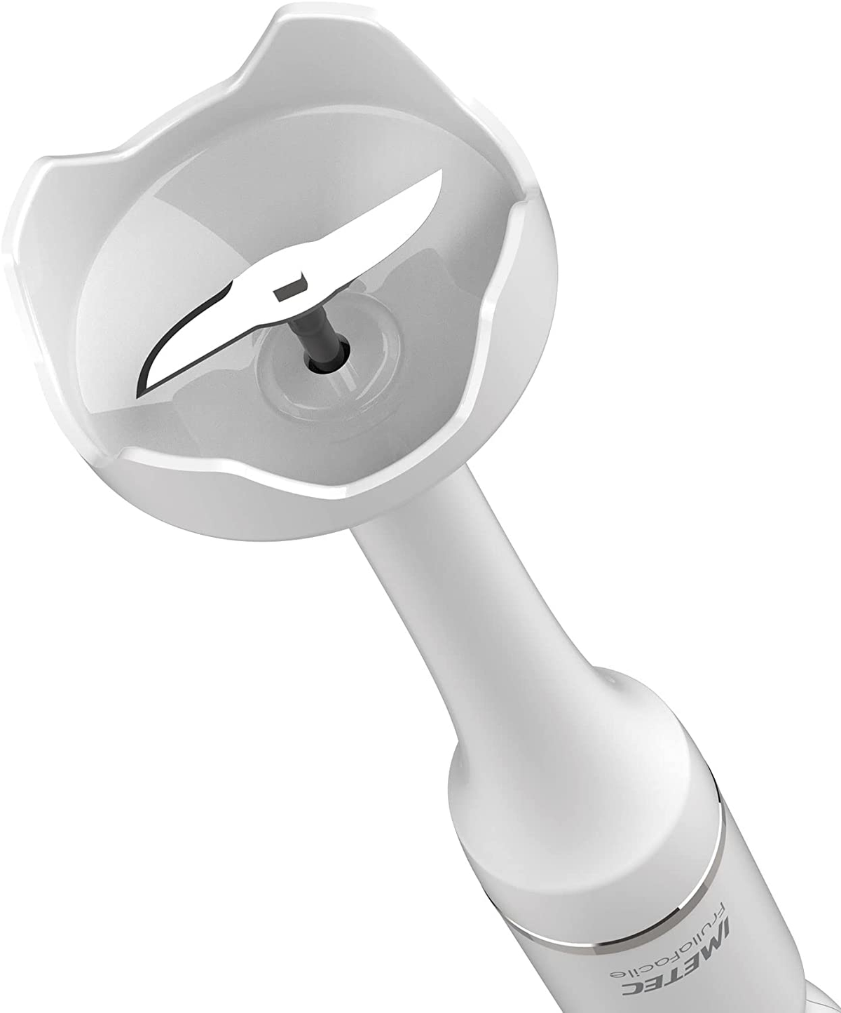 Biały blender ręczny z widocznym ostrzem. 'IMETEC' wydrukowane na podstawie.