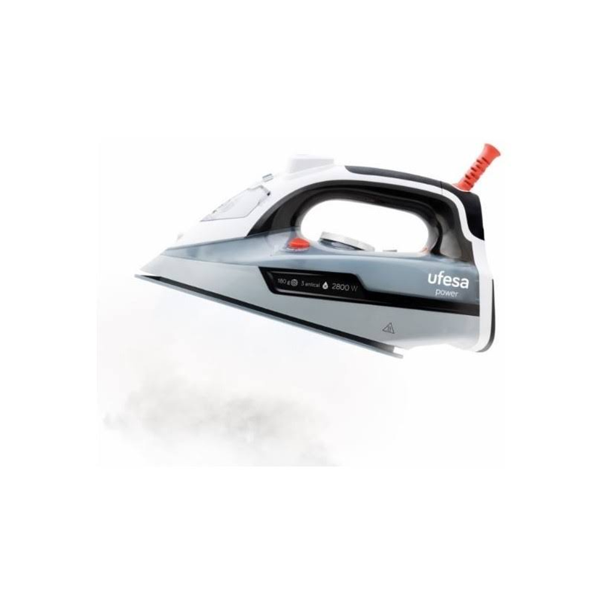 Plancha blanca y gris. Sale vapor de la base. El mango es negro y la parte superior es roja.