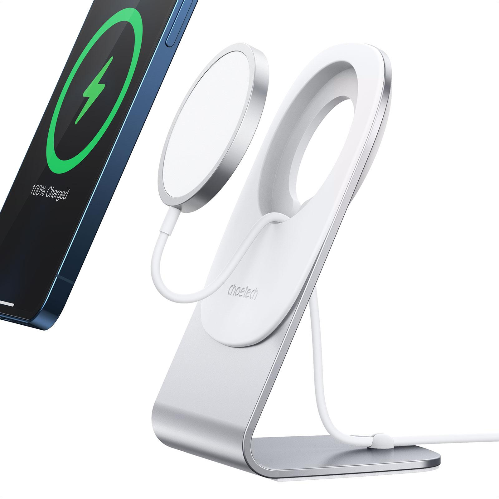 Ein Telefon, das auf einem weißen und silbernen Ständer aufgeladen wird. Das Telefon ist blau, und der Bildschirm zeigt einen grünen Blitz.