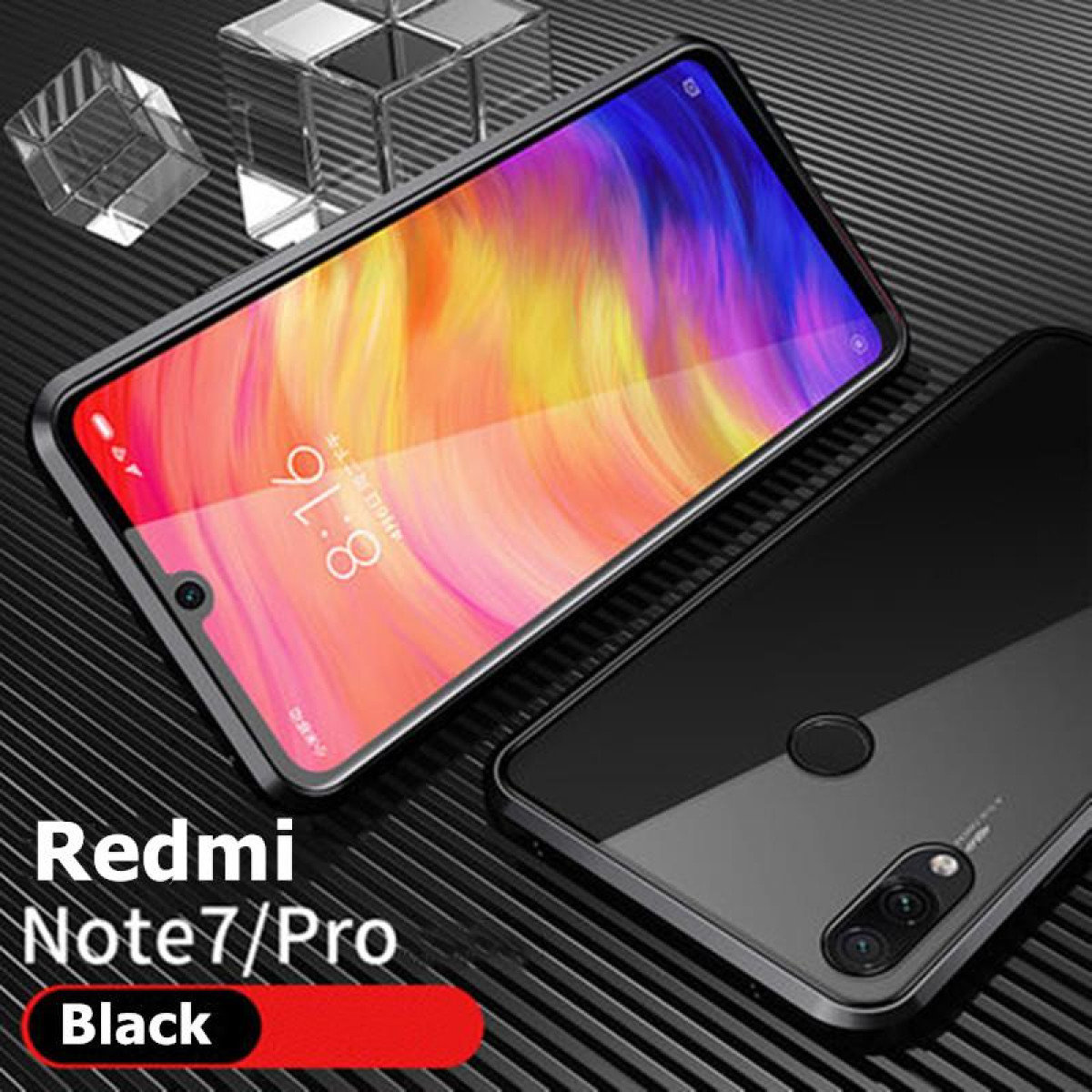 Schwarzes Redmi Note7/Pro-Telefon in einer Hülle, abgewinkelt, um Bildschirm und Rückseite zu zeigen.