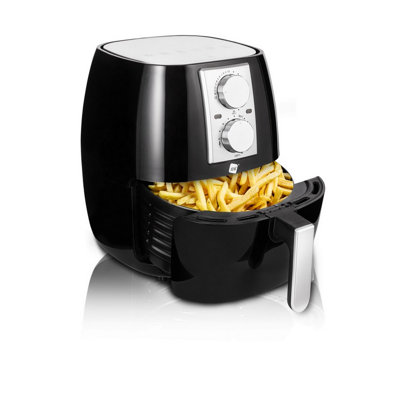 Freidora de aire negra con una cesta de patatas fritas. Tiene dos diales de control y un asa.