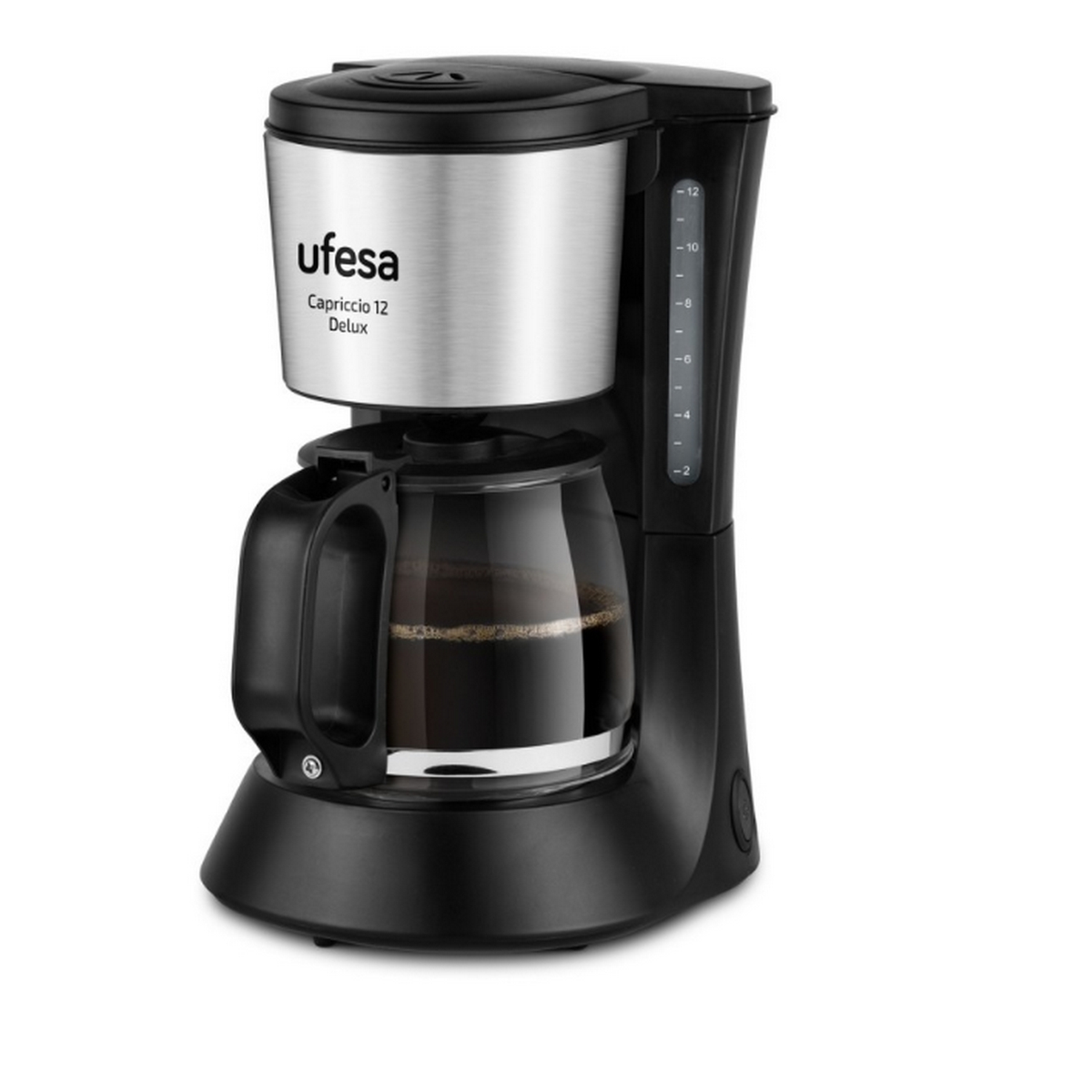 Czarny ekspres do kawy Ufesa ze szklaną karafką wypełnioną kawą.