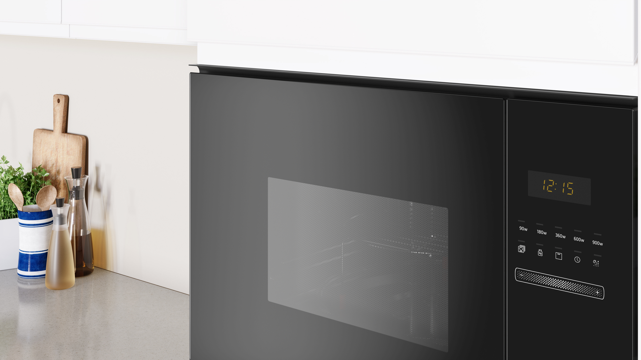 Czarna kuchenka mikrofalowa z wyświetlaczem czasu, obok deski do krojenia.