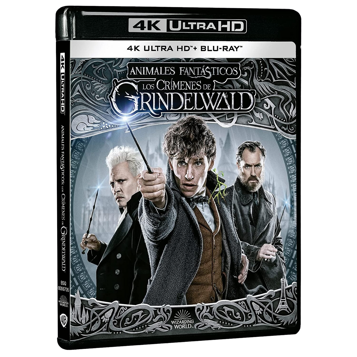 Portada de película con tres hombres sosteniendo varitas, fondo negro y el título 'Animales Fantásticos'.