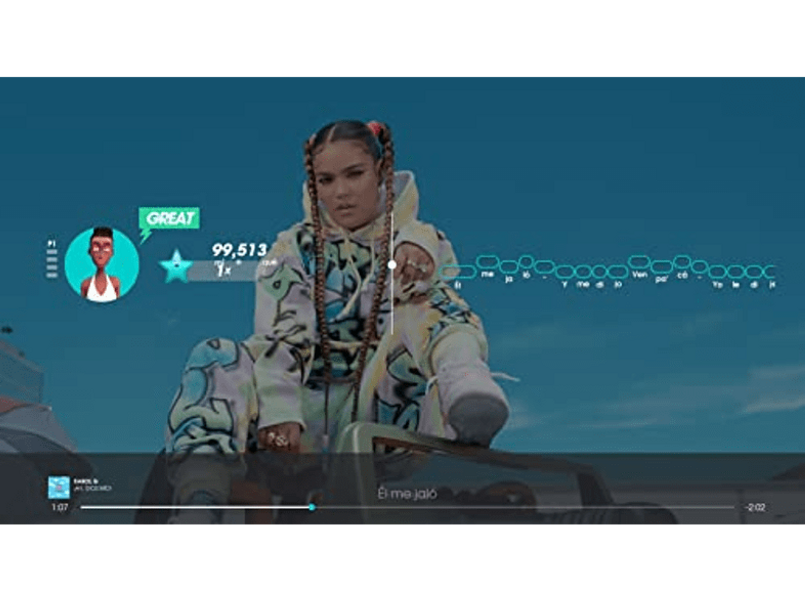 Cantante en un escenario, con partituras y letras en la pantalla. Fondo de cielo azul. Puntuación: 99.513.