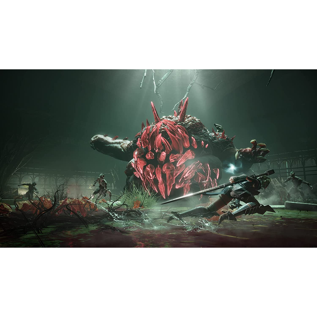 Potwór z czerwonymi kryształami atakuje grupę postaci z bronią.