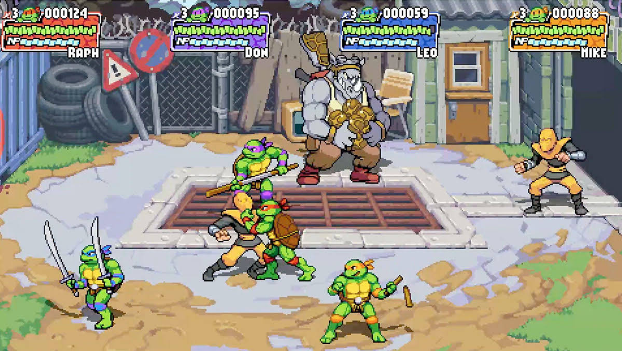 Scena z gry wideo TMNT z żółwiami walczącymi z wieloma wrogami w otoczeniu złomowiska.