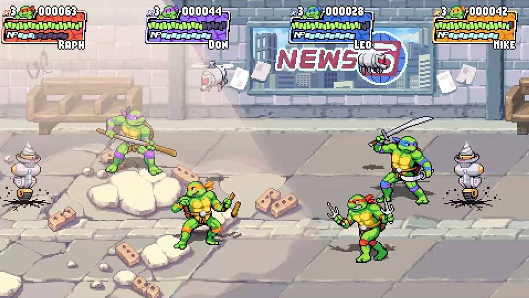 Ekran gry Teenage Mutant Ninja Turtles z żółwiami walczącymi na ulicy miasta.