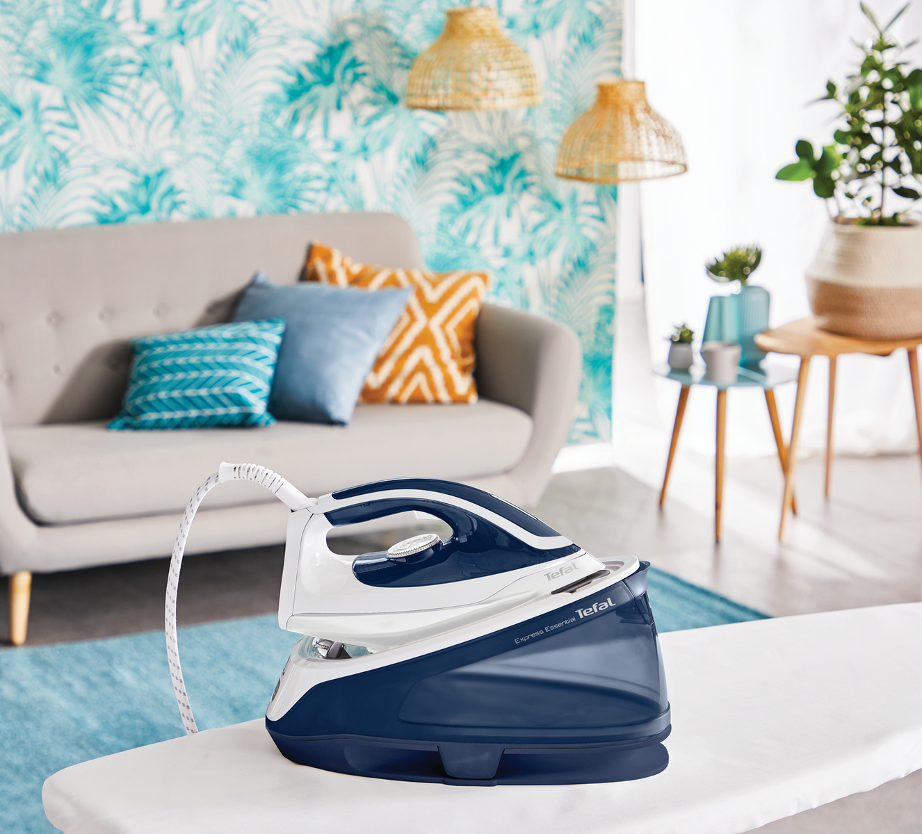 Centro de planchado - TEFAL SV6116E0, 2400 W, 270 g/min, 5,3 bar, Acero inoxidable, Blanco