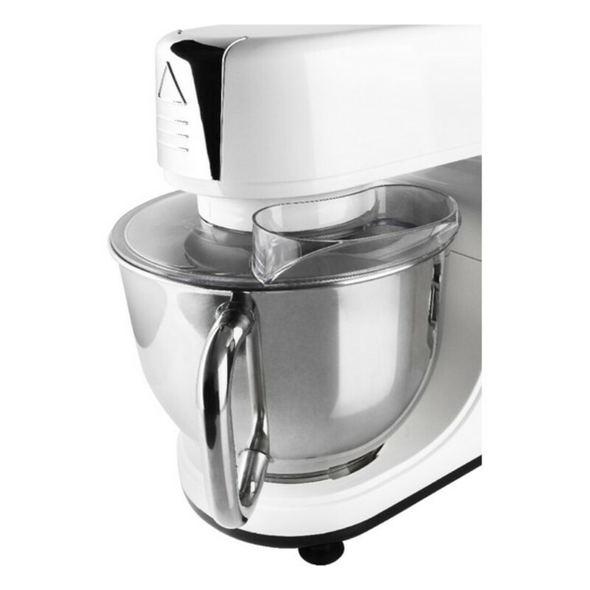 Batidora blanca con un cuenco de acero inoxidable y un protector de plástico transparente.