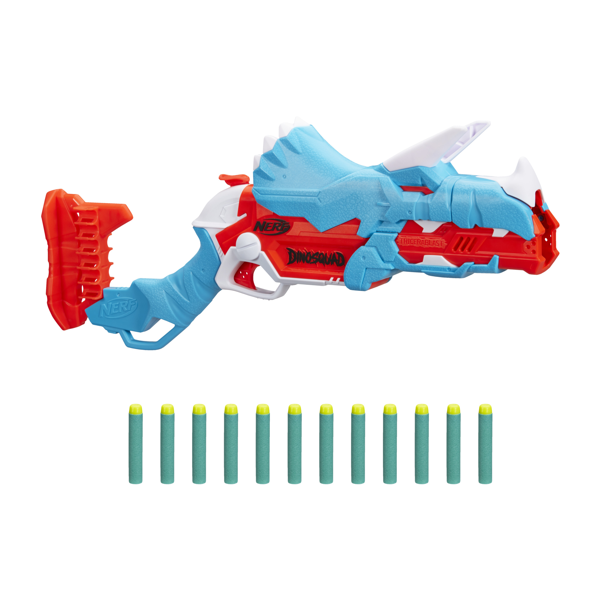 Pistola Nerf azul y roja con dardos, fondo blanco.