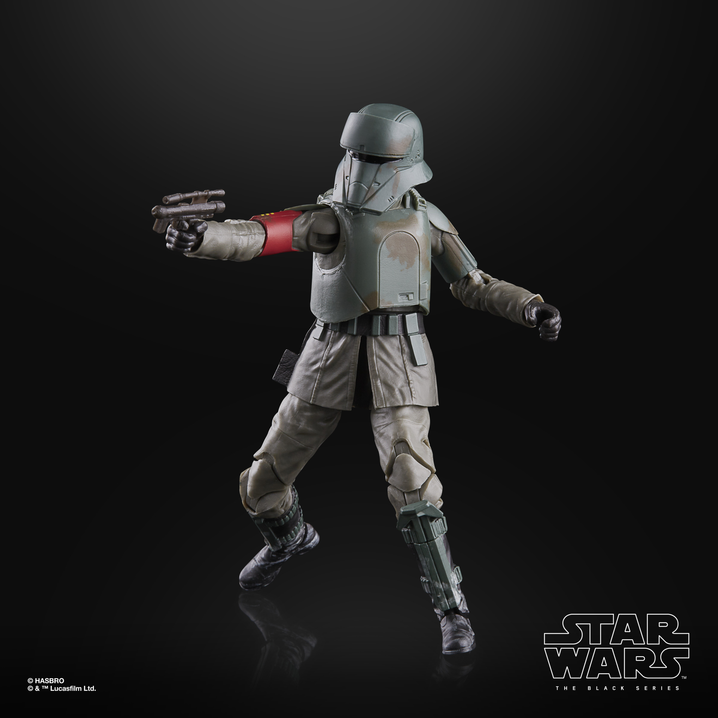 Action figure di Star Wars in posa, indossa un'armatura grigia e verde con un blaster.