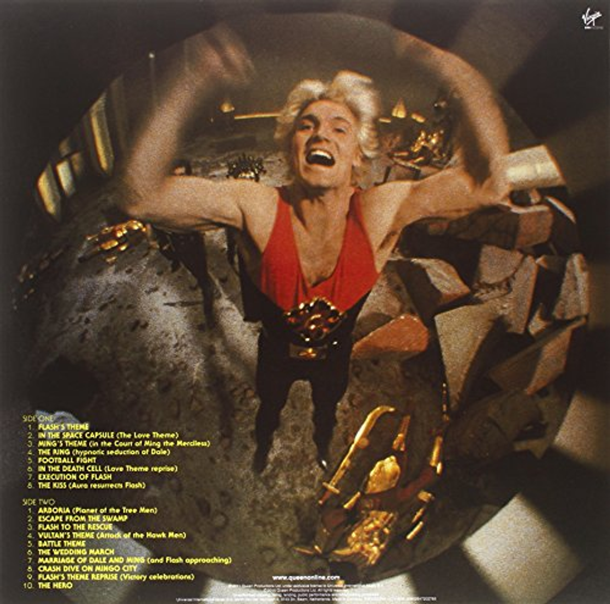 Copertina dell'album. Uomo in gilet rosso, braccia alzate, sfondo dorato. Titolo dell'album.