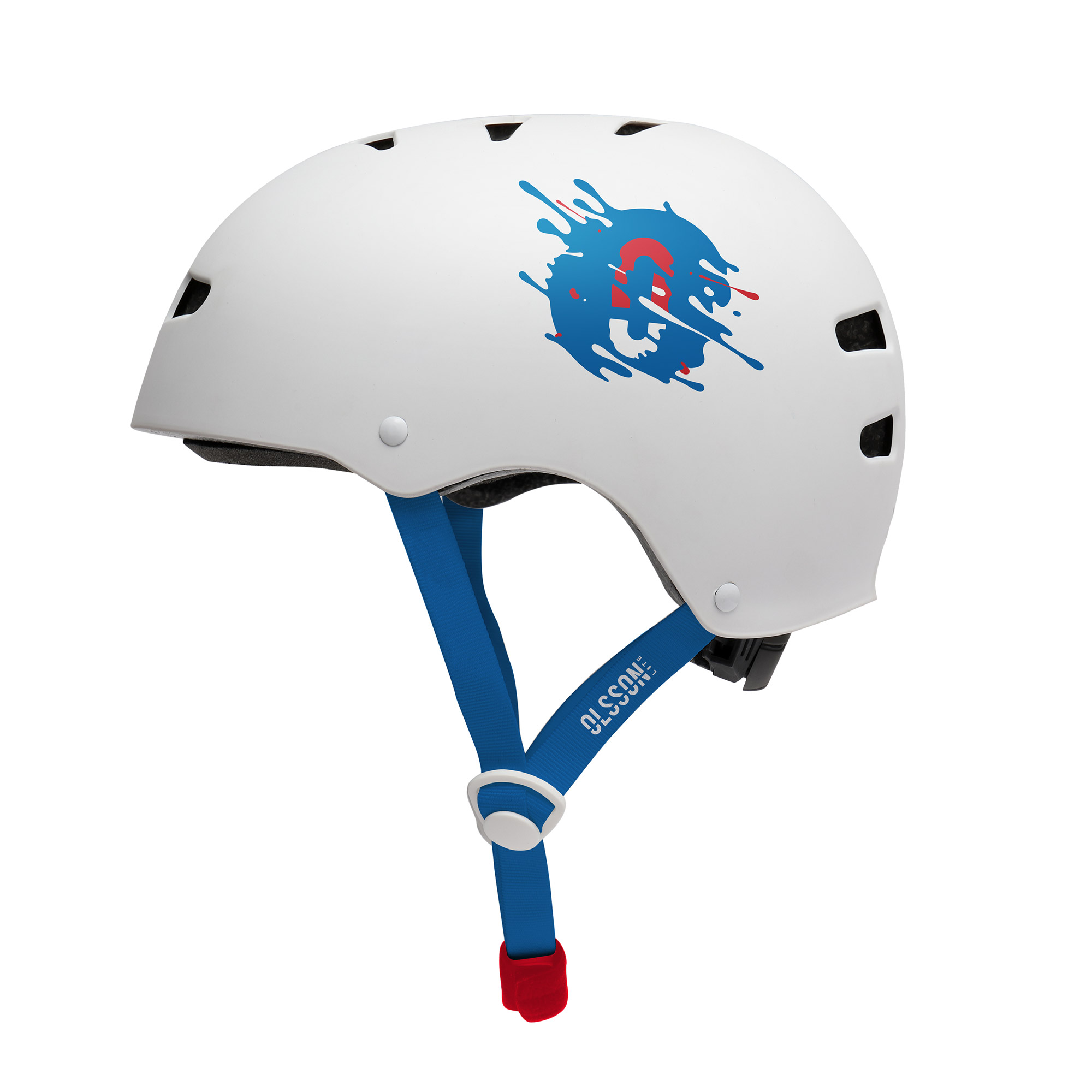 Un casco blanco con diseño azul y rojo, correas azules y la marca 'Olsson'.