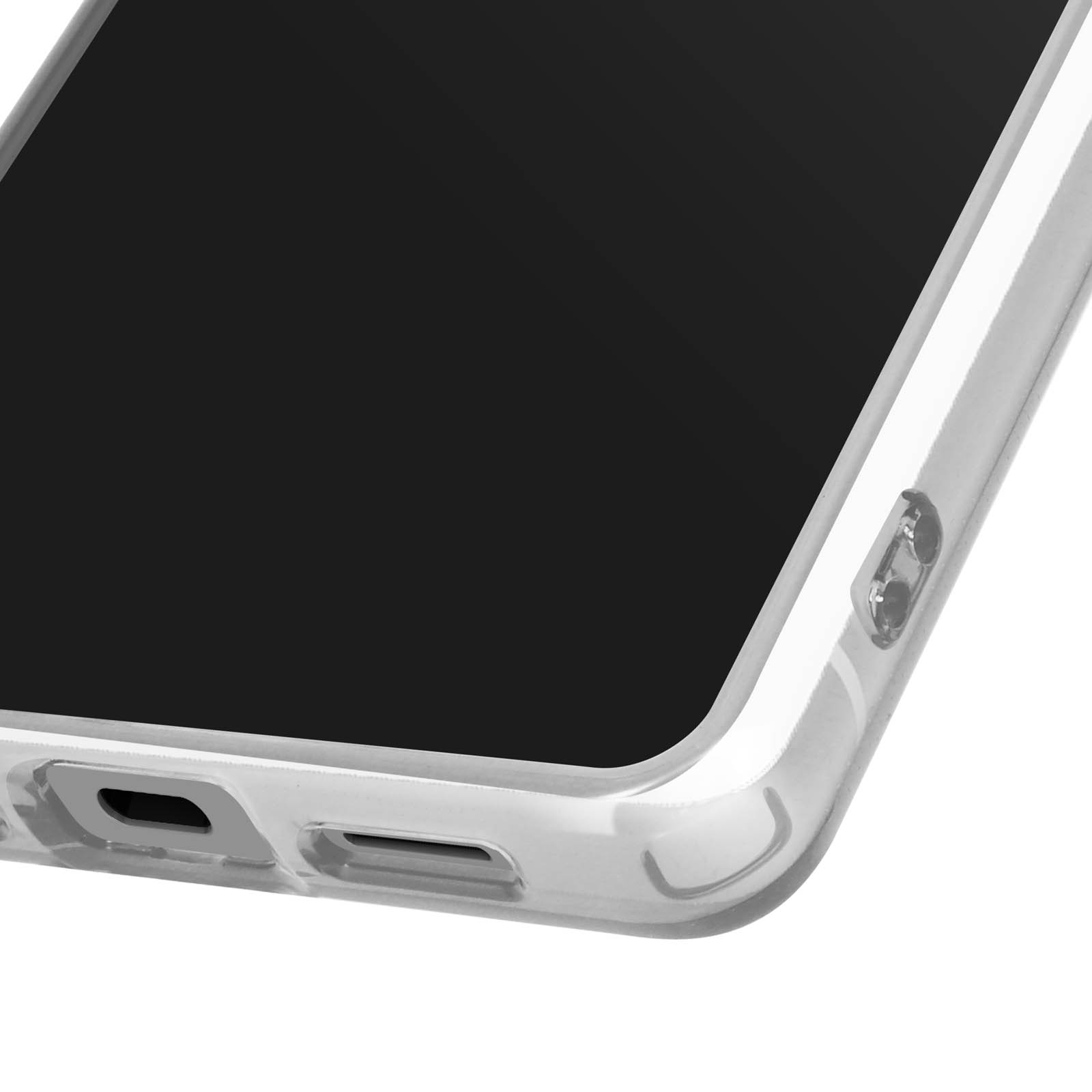 Primo piano della parte inferiore di una custodia trasparente per telefono, che mostra la porta di ricarica e i fori degli altoparlanti.