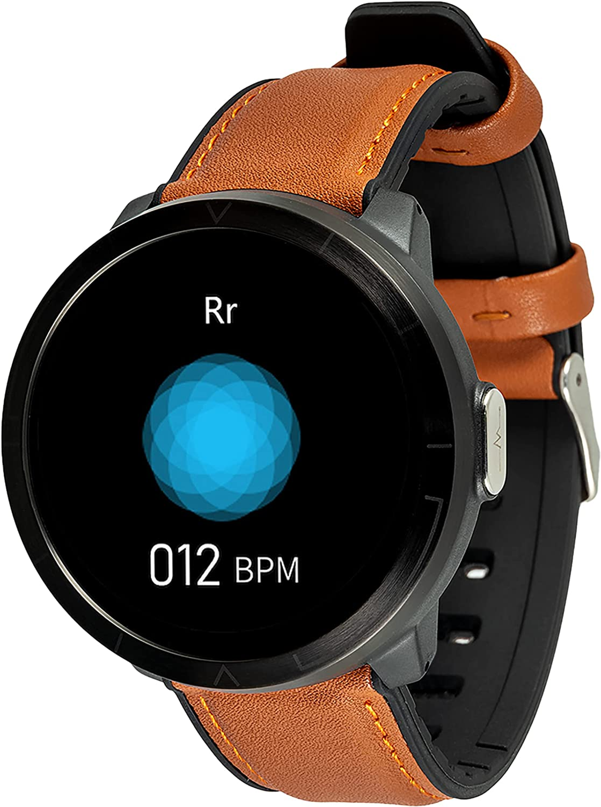 Czarny smartwatch z brązowym skórzanym paskiem. Wyświetla niebieską falę i 012 BPM.